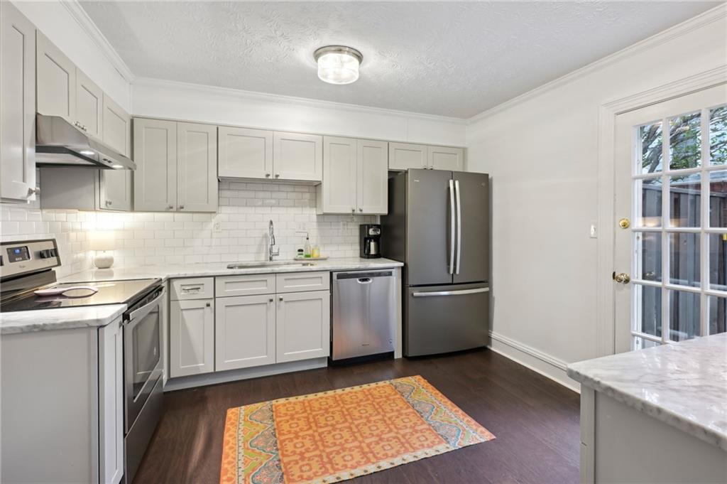 7 Independence Place NW