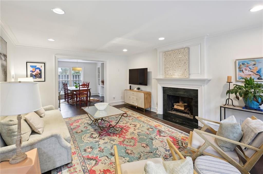 7 Independence Place NW