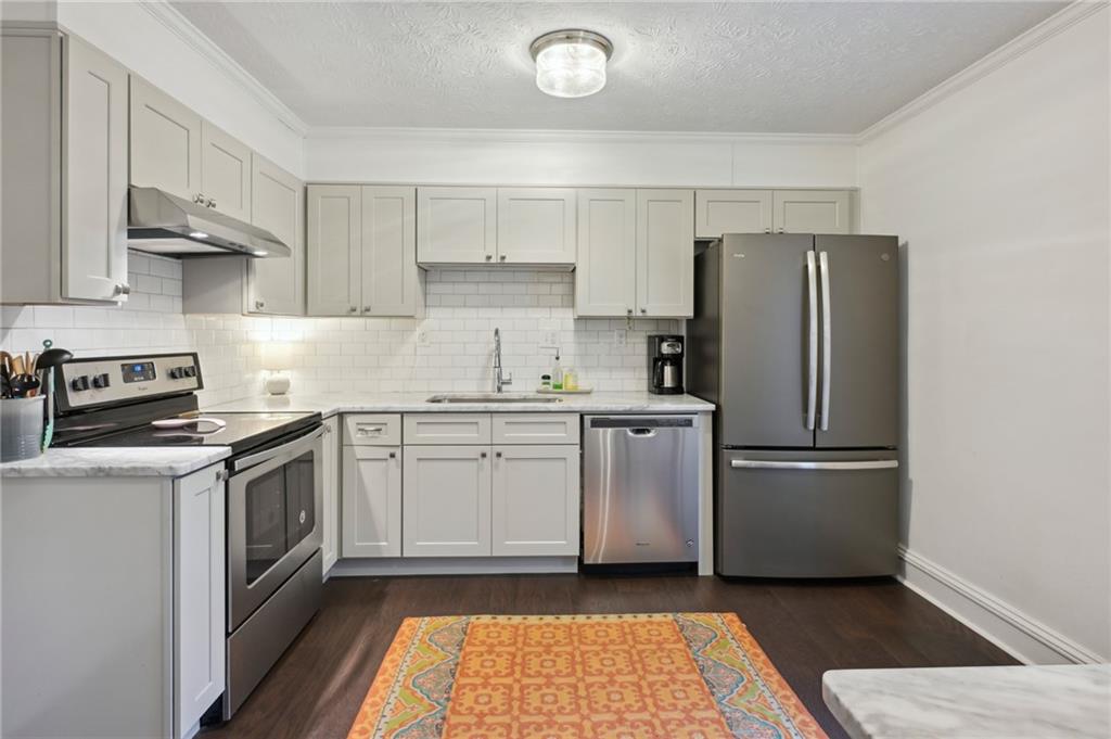 7 Independence Place NW