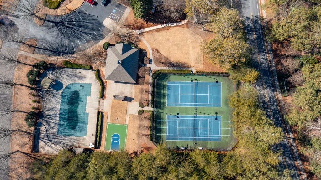 1610 Queensland Court