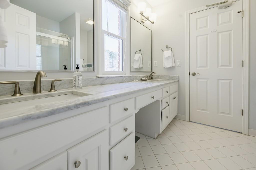 1610 Queensland Court