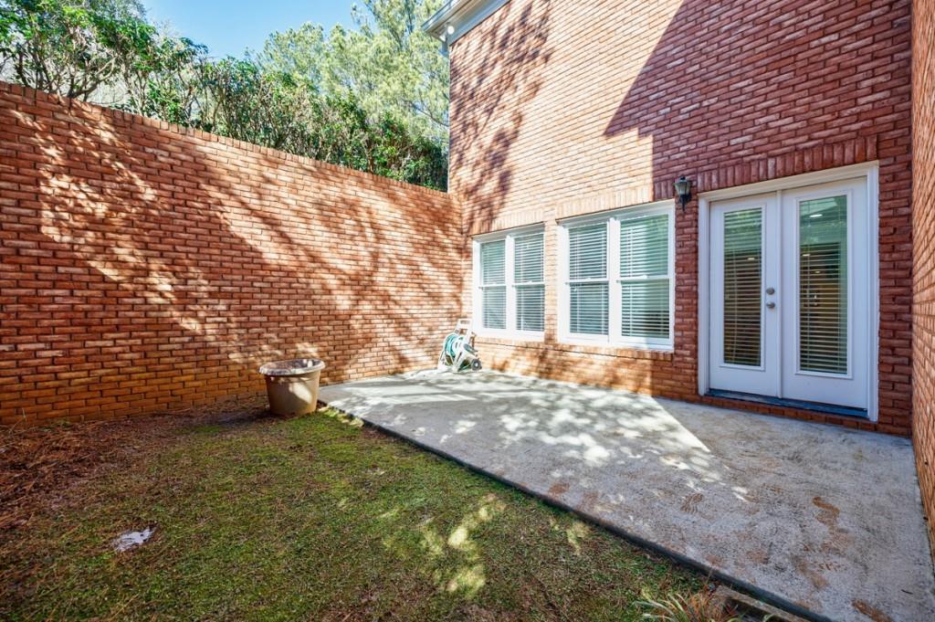 1610 Queensland Court