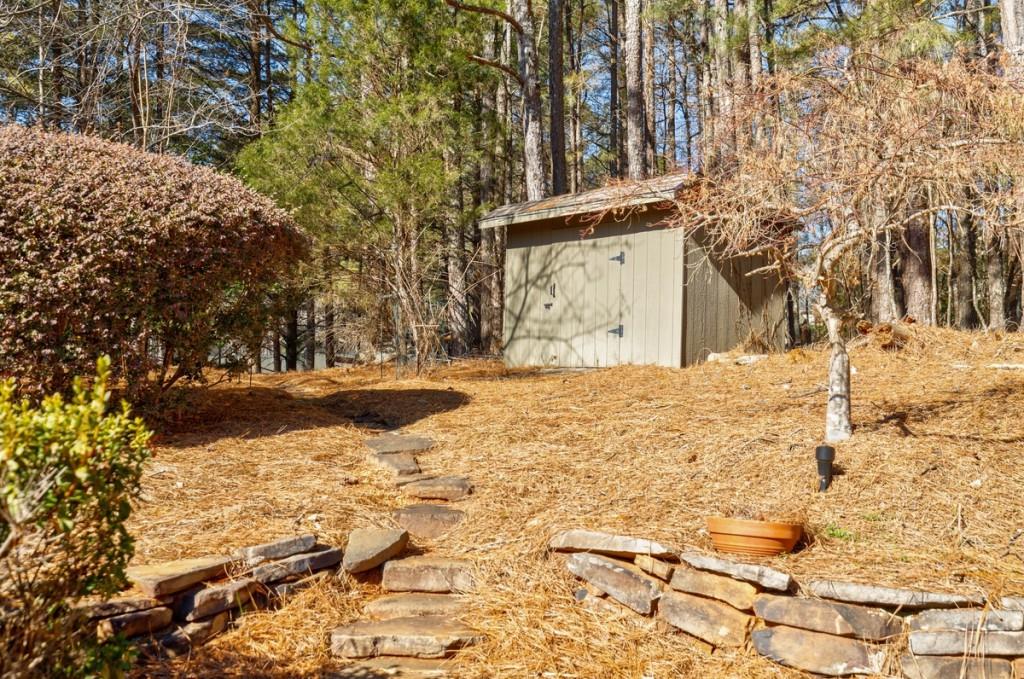 1610 Queensland Court