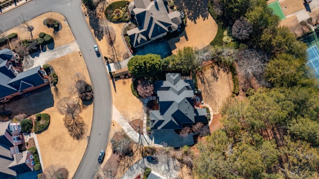 1610 Queensland Court