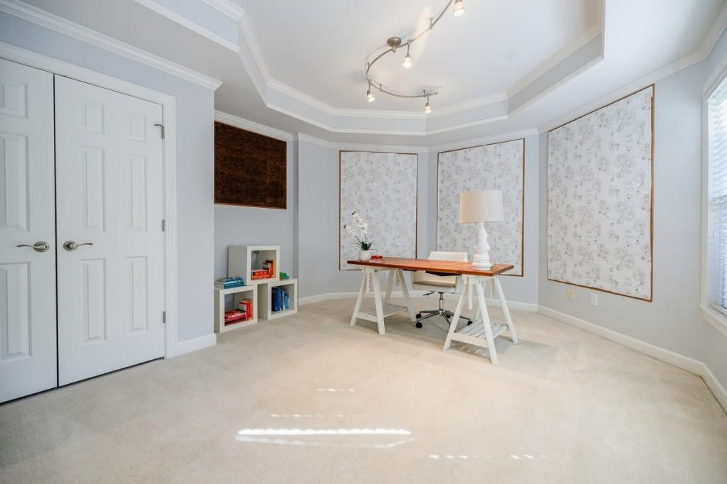 1610 Queensland Court