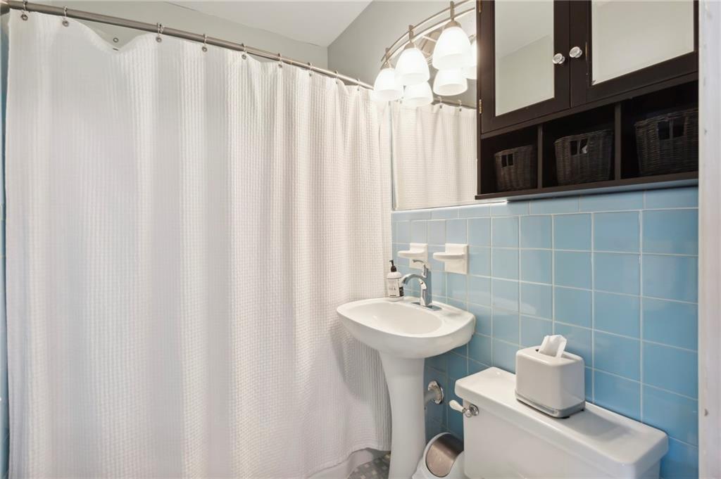 500 Forest Hills Drive