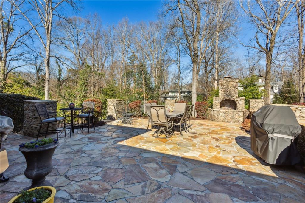 500 Forest Hills Drive