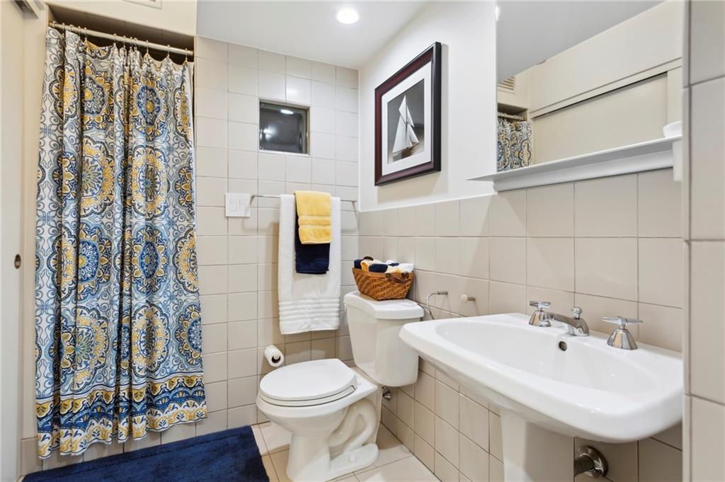 500 Forest Hills Drive