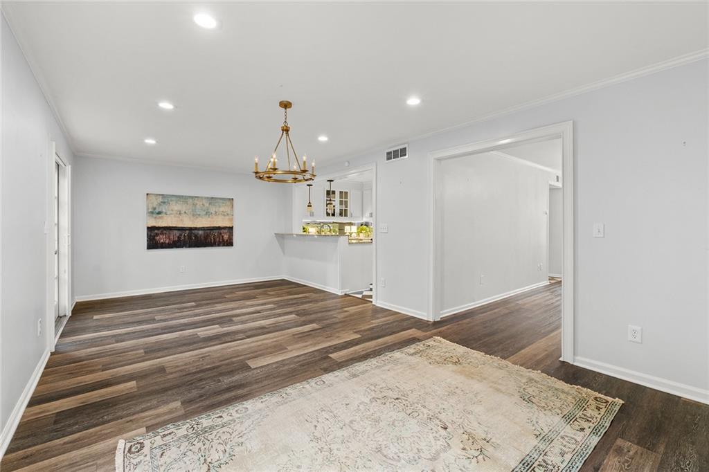 70 Old Ivy Road NE Unit 52