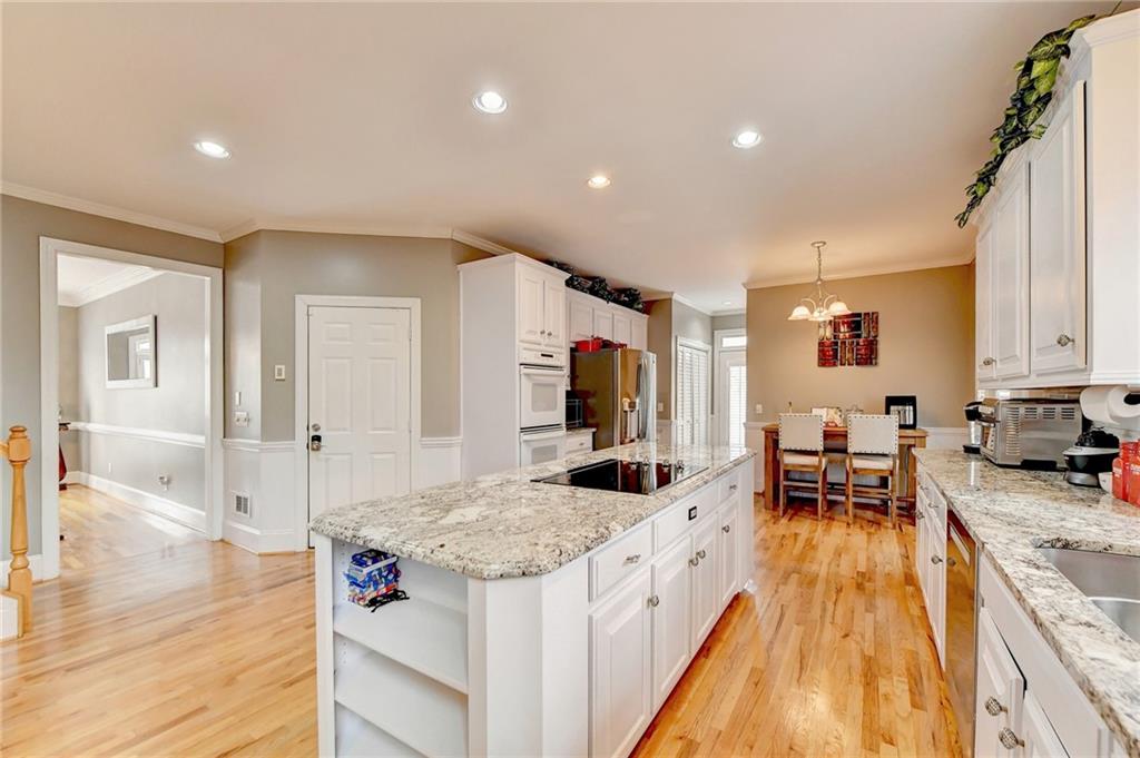 6595 Ridgefield Drive