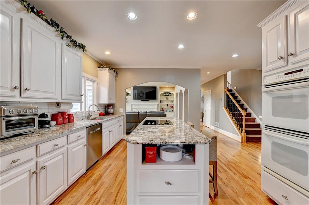 6595 Ridgefield Drive