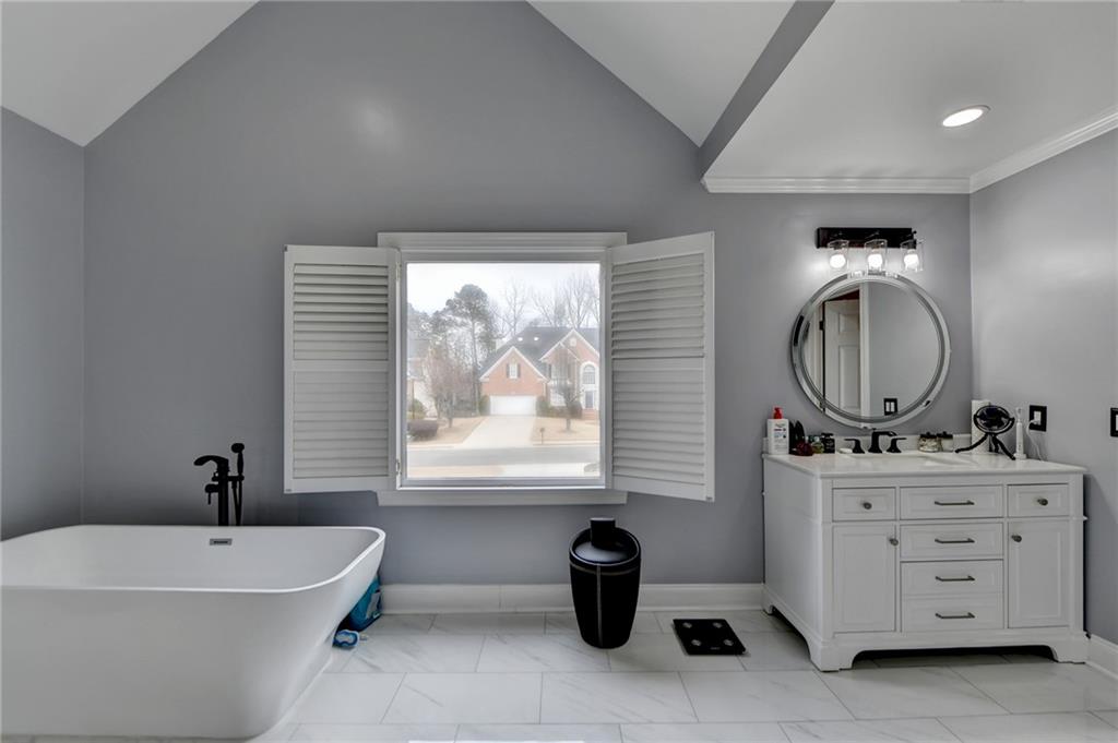 6595 Ridgefield Drive