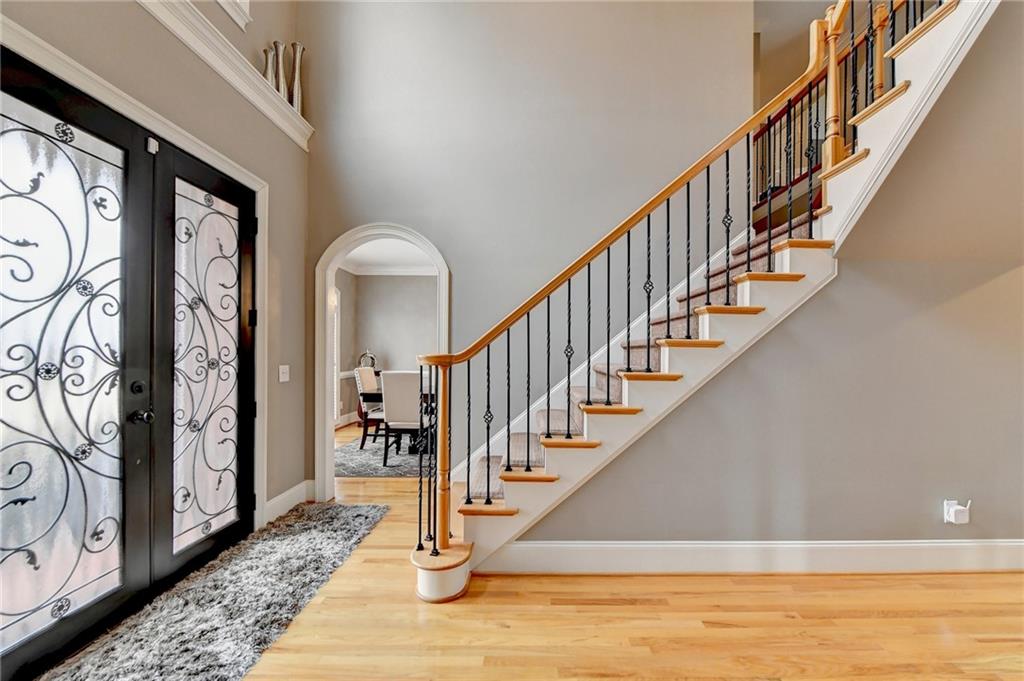 6595 Ridgefield Drive