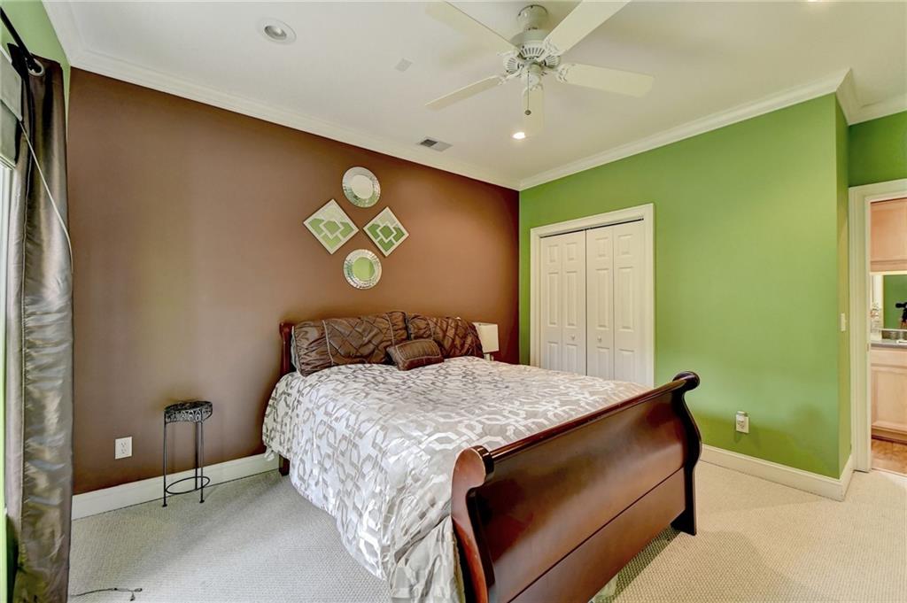 6595 Ridgefield Drive