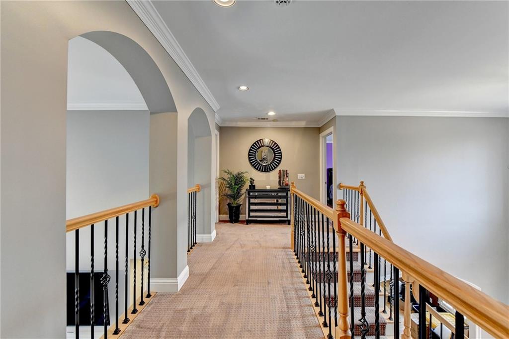 6595 Ridgefield Drive