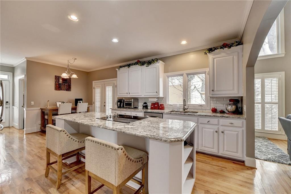 6595 Ridgefield Drive