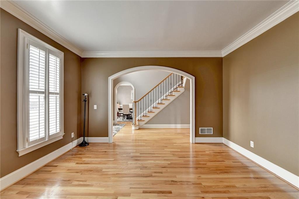 6595 Ridgefield Drive