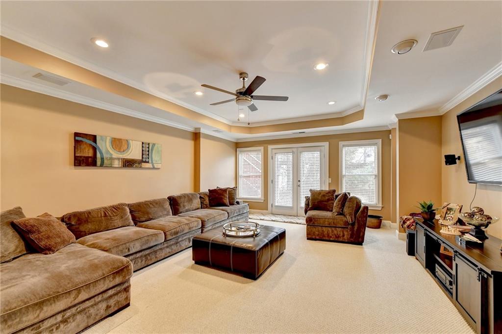 6595 Ridgefield Drive