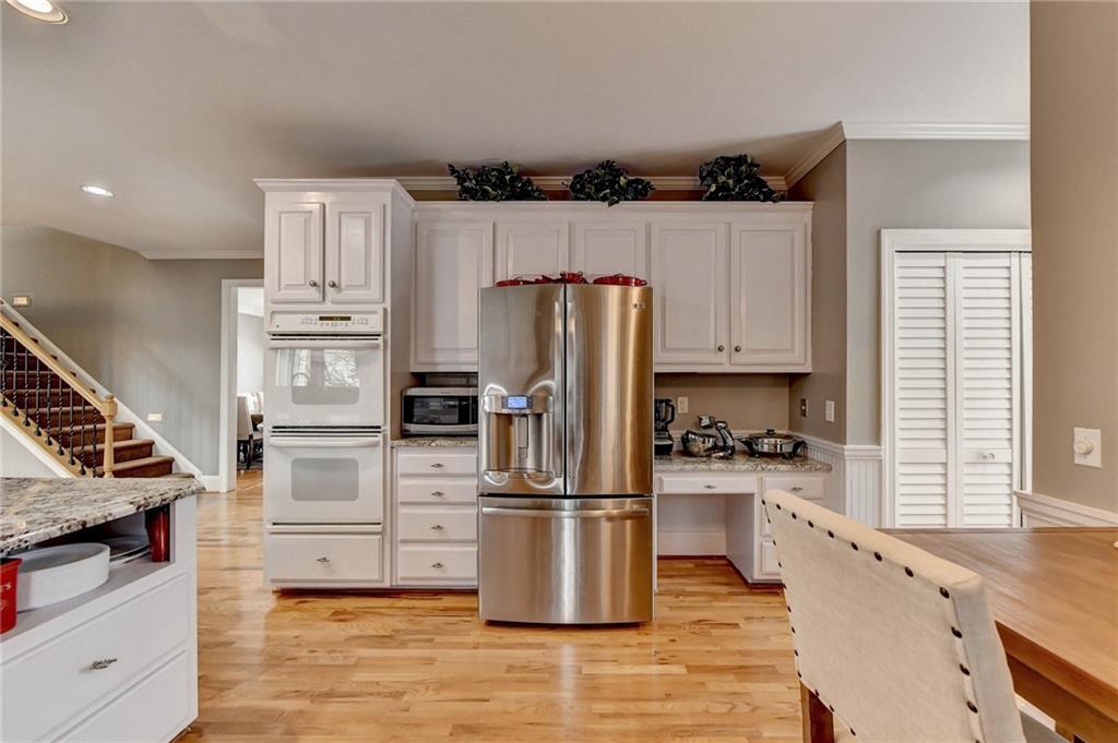 6595 Ridgefield Drive