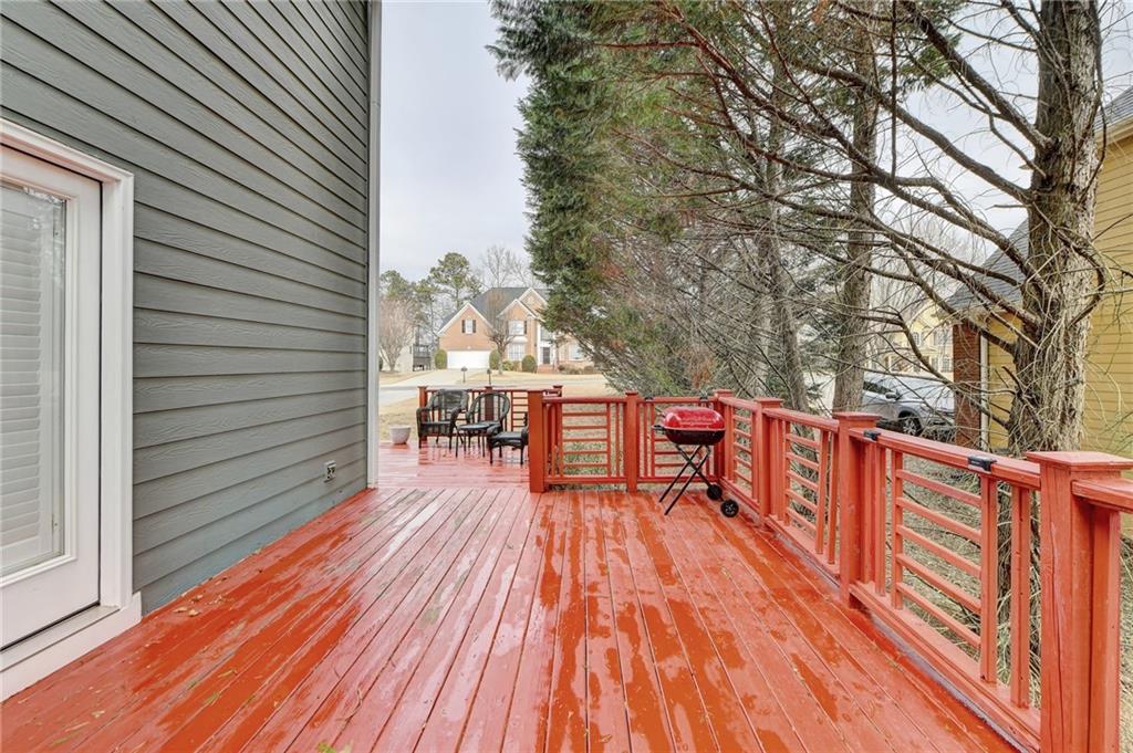 6595 Ridgefield Drive