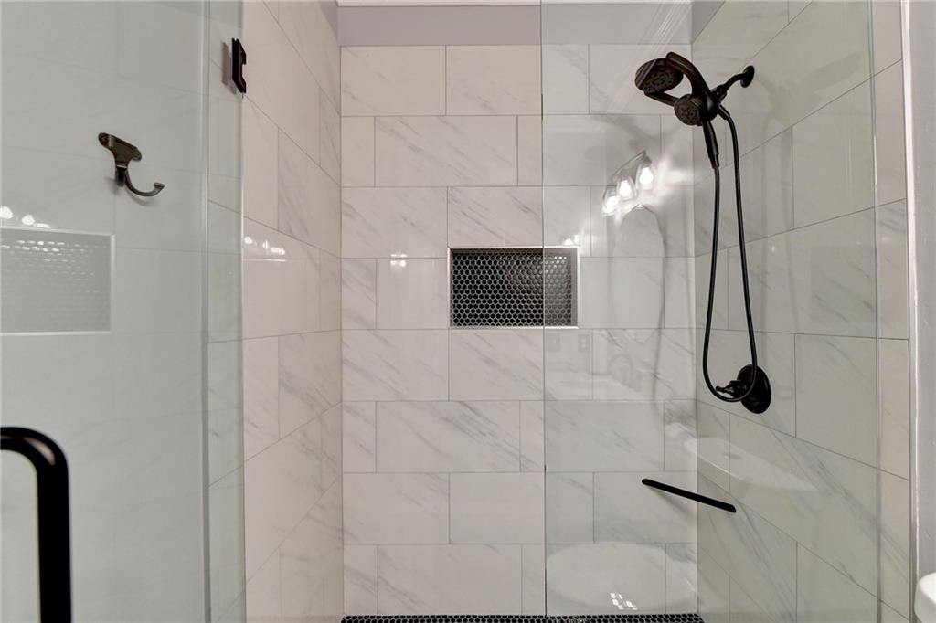 6595 Ridgefield Drive