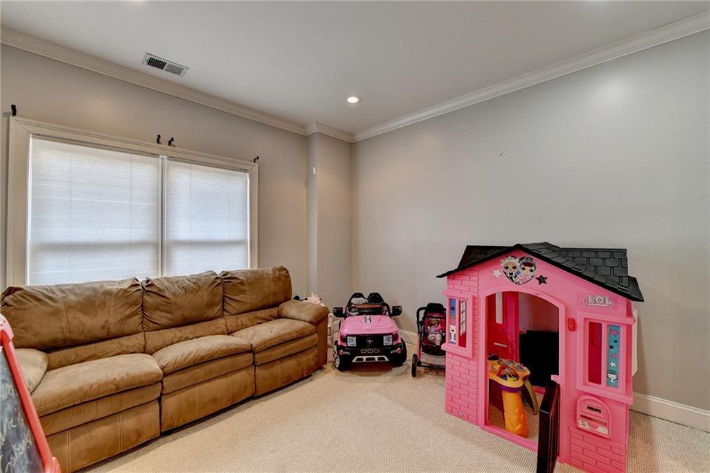 6595 Ridgefield Drive