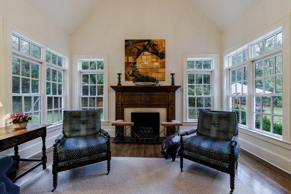 727 E Paces Ferry Road