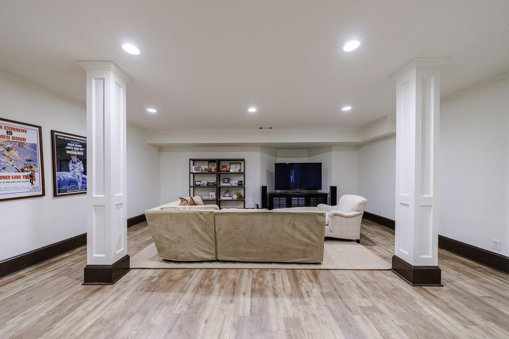 727 E Paces Ferry Road