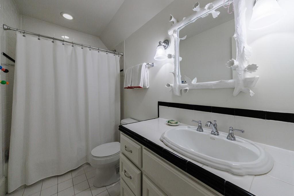 727 E Paces Ferry Road