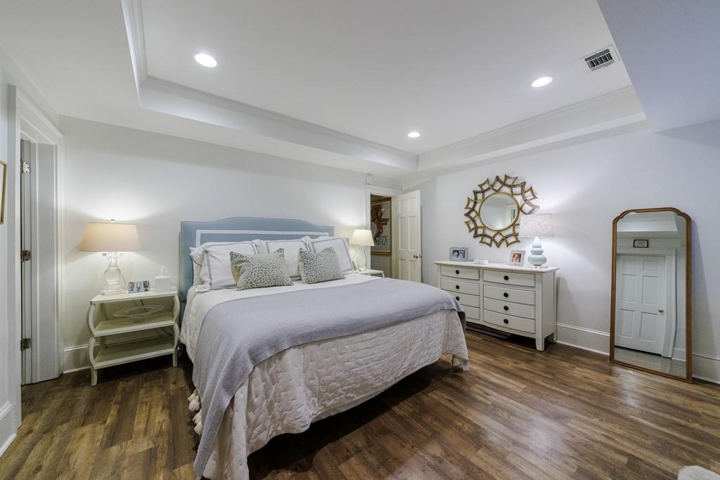 727 E Paces Ferry Road