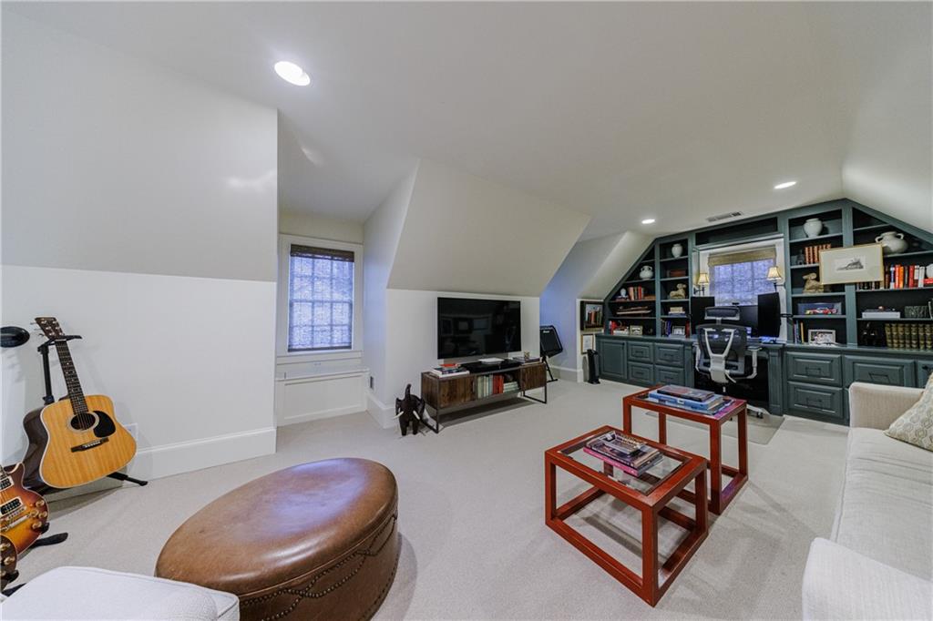 727 E Paces Ferry Road