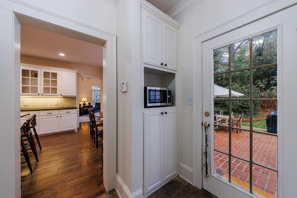 727 E Paces Ferry Road