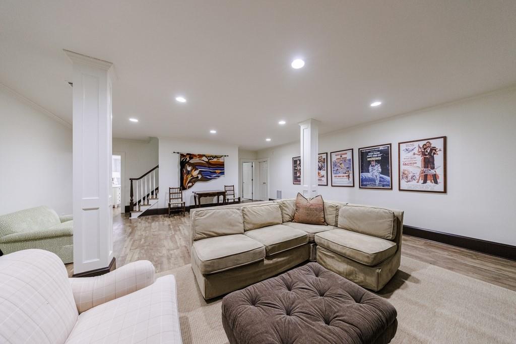 727 E Paces Ferry Road