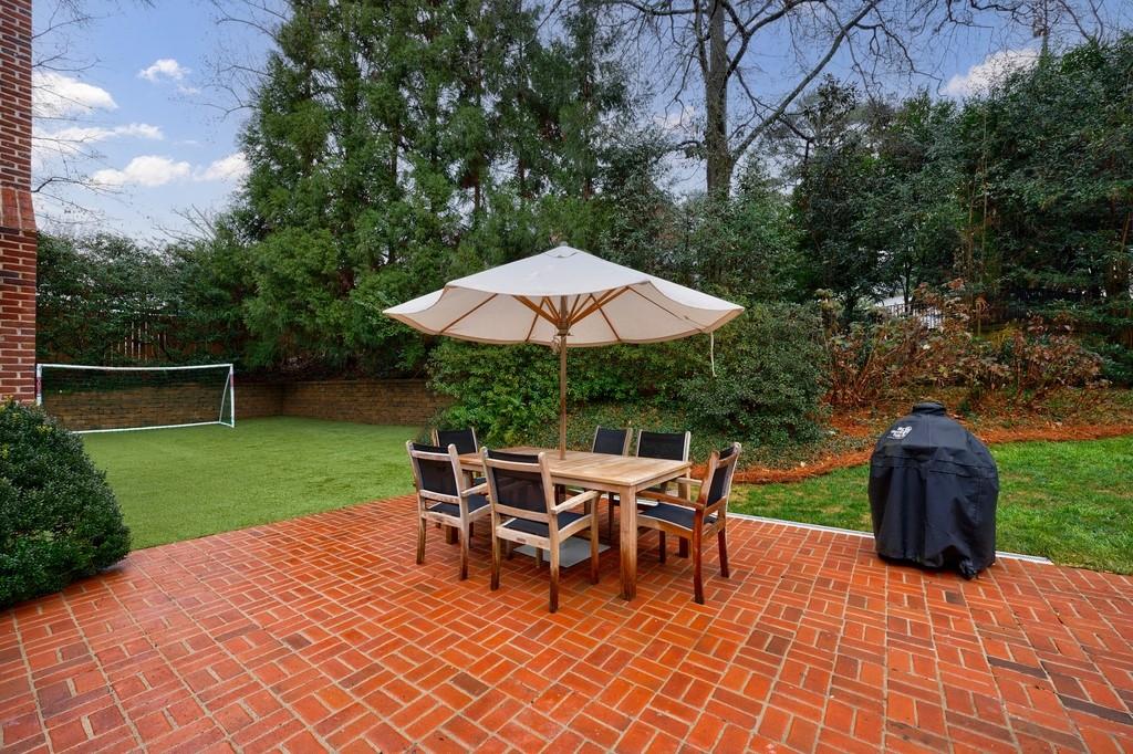 727 E Paces Ferry Road