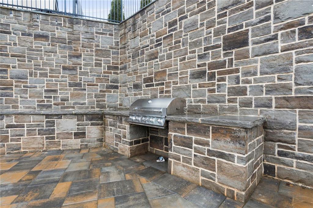 2475 Figaro Drive UNIT 202