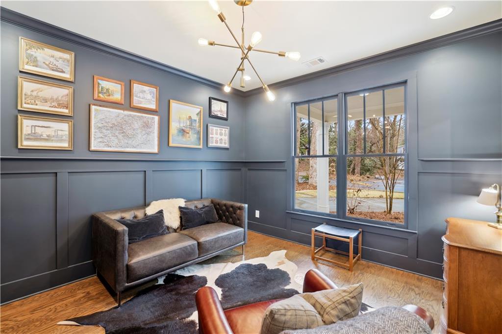 2736 Defoors Ferry Road NW