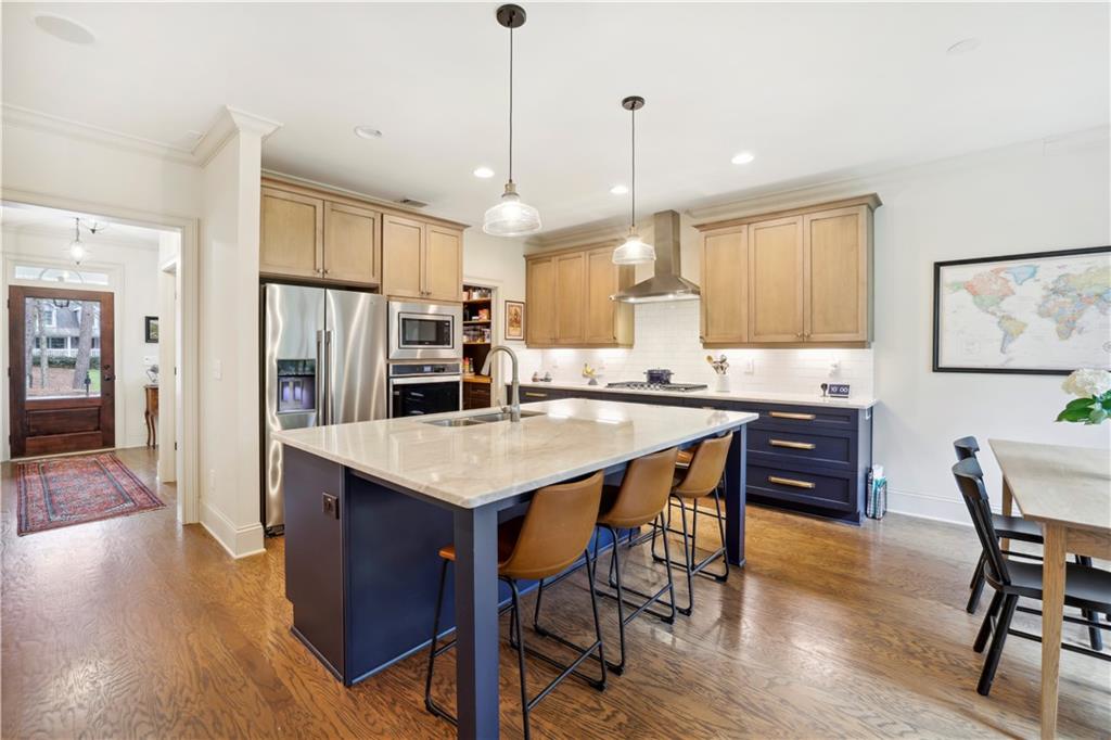 2736 Defoors Ferry Road NW