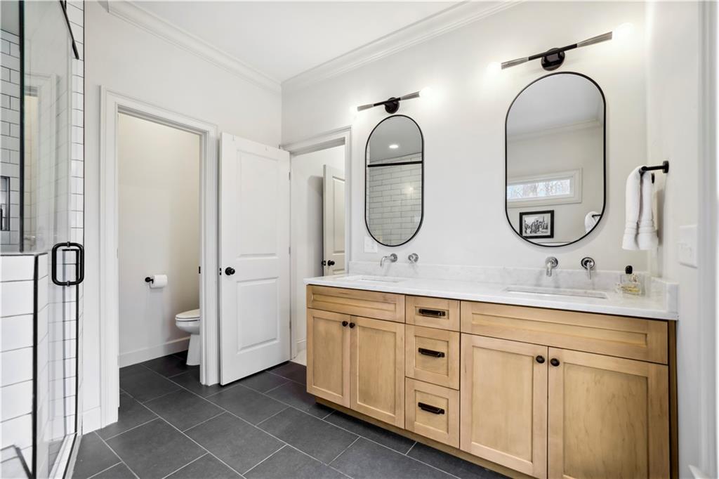 2736 Defoors Ferry Road NW