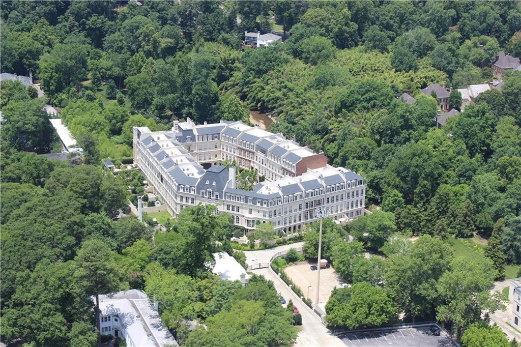 2288 Peachtree Road NW Unit 14