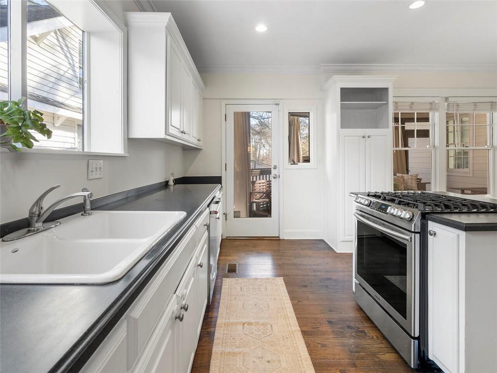 2295 Shenandoah Avenue NE