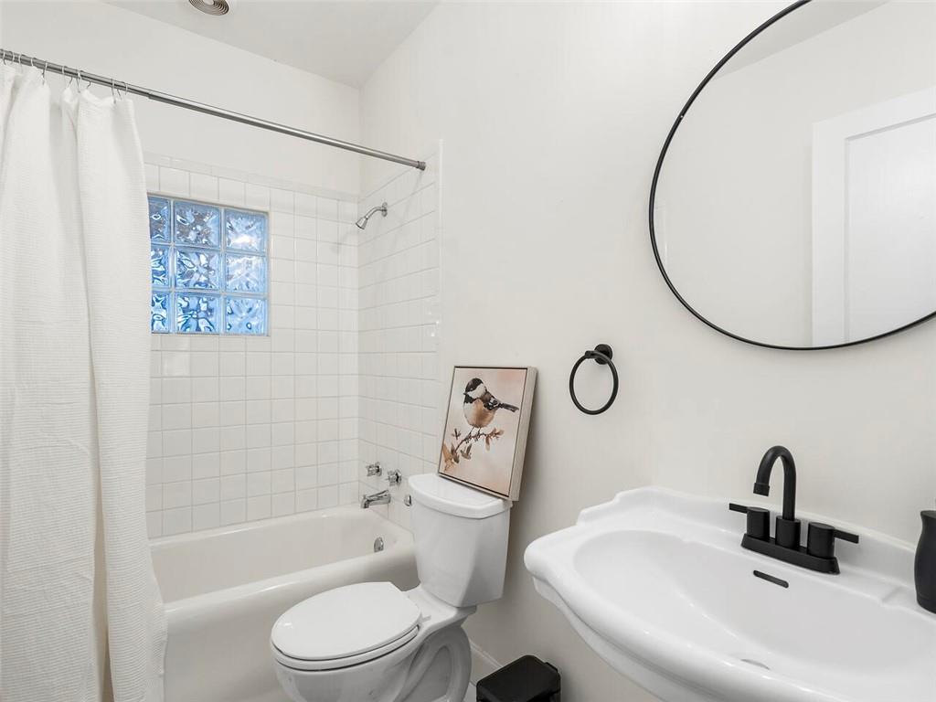 2295 Shenandoah Avenue NE