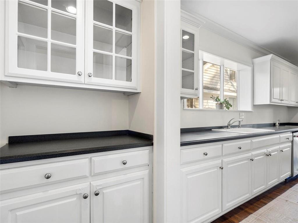 2295 Shenandoah Avenue NE