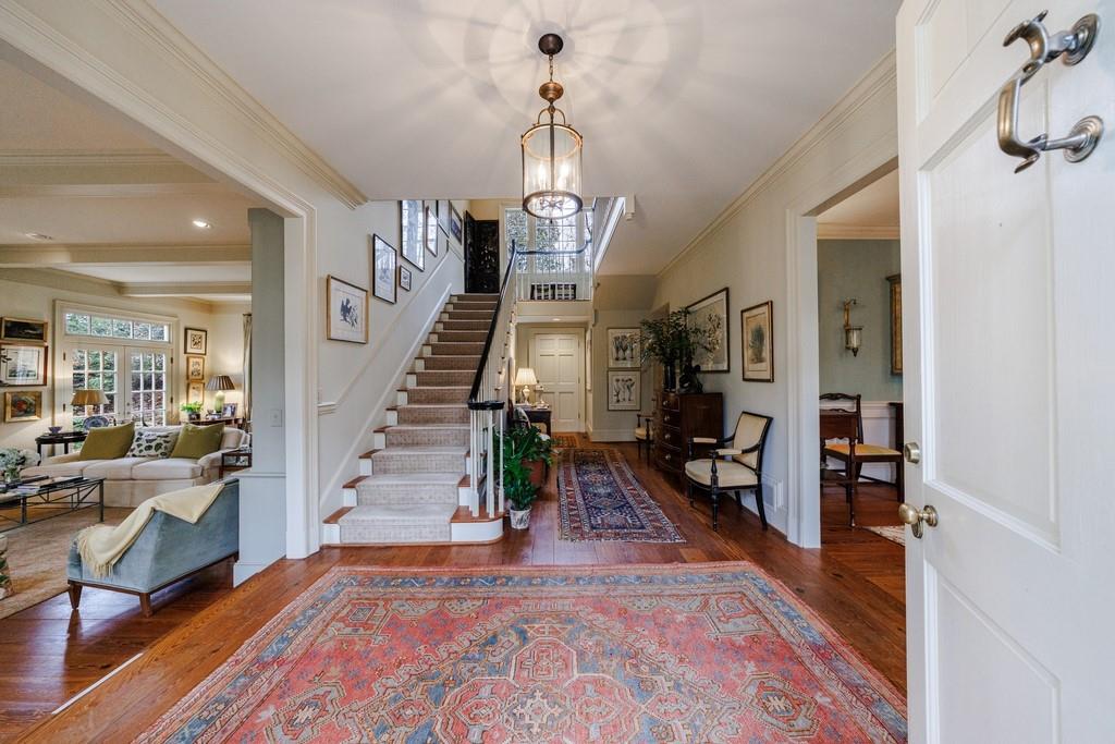 1608 Nancy Creek Ridge NW