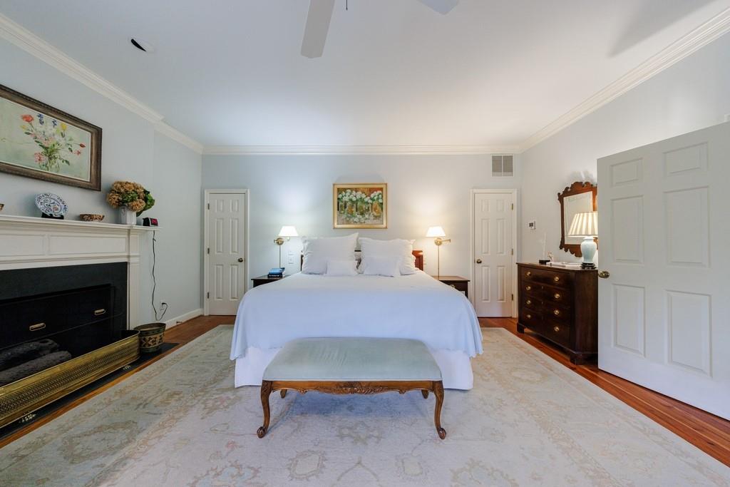 1608 Nancy Creek Ridge NW