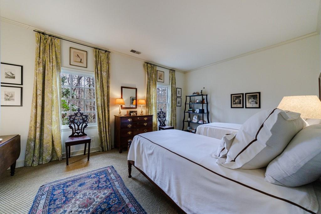 1608 Nancy Creek Ridge NW