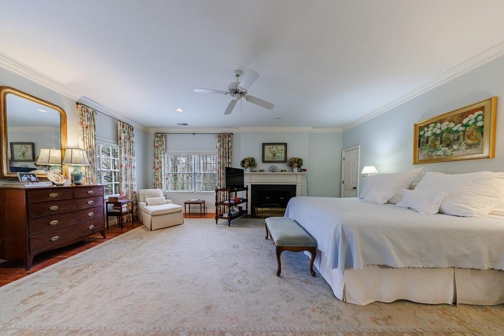 1608 Nancy Creek Ridge NW