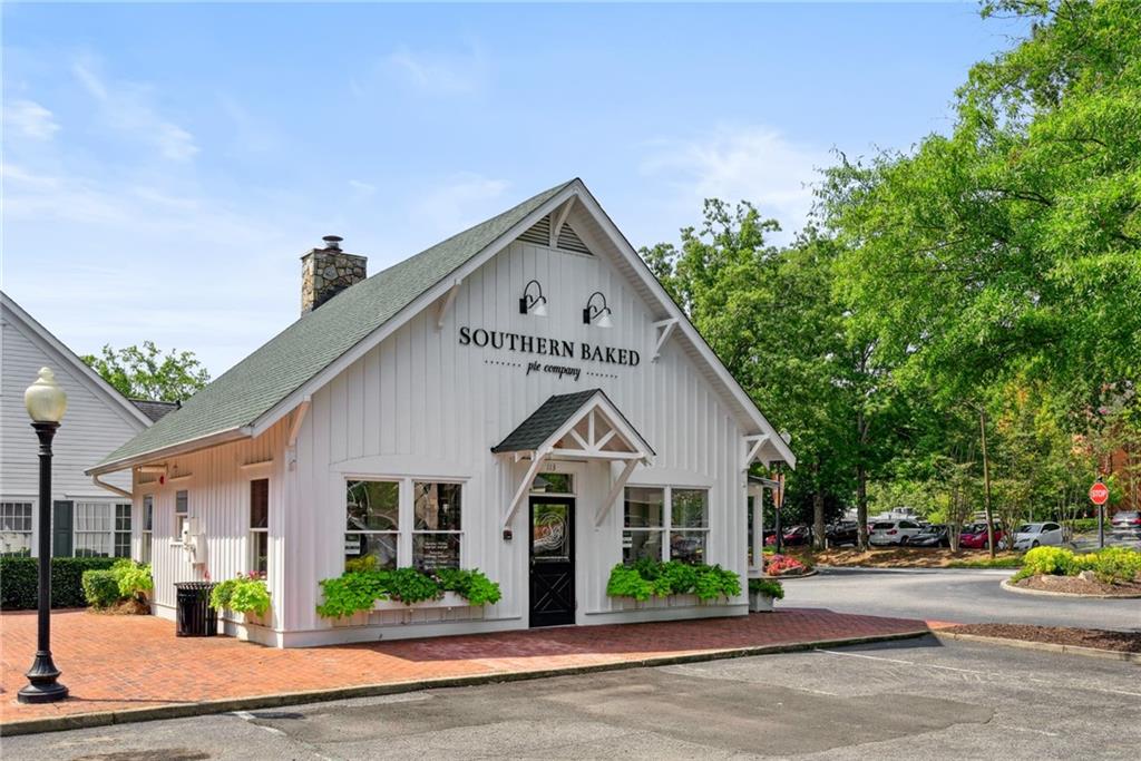 3237 Cochise Drive SE