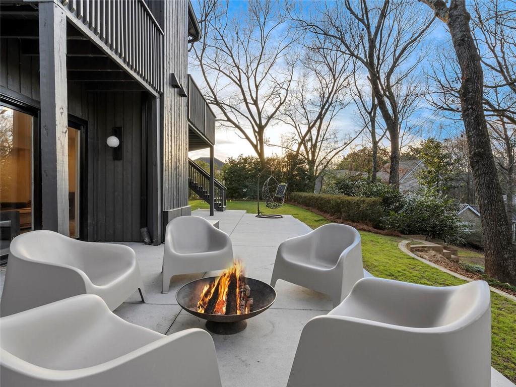 3237 Cochise Drive SE