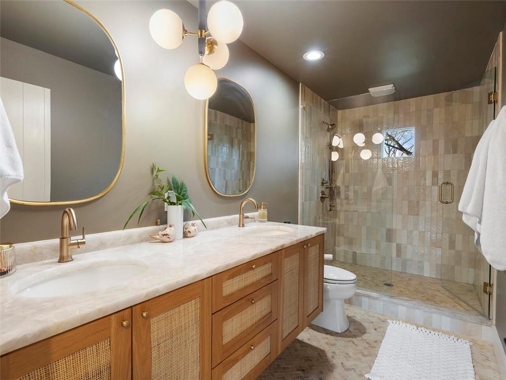 3237 Cochise Drive SE