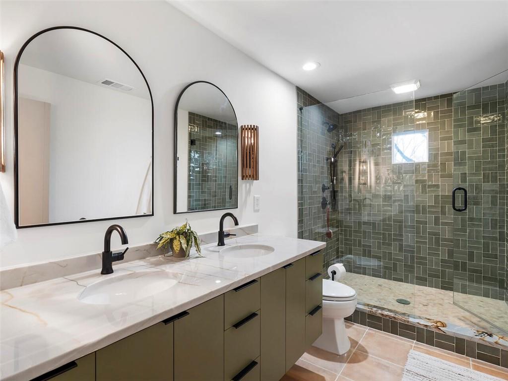 3237 Cochise Drive SE